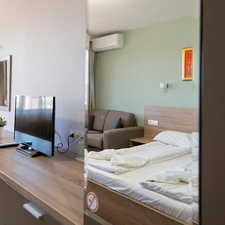 Hotel Lacasa Tsigov Chark 3*
